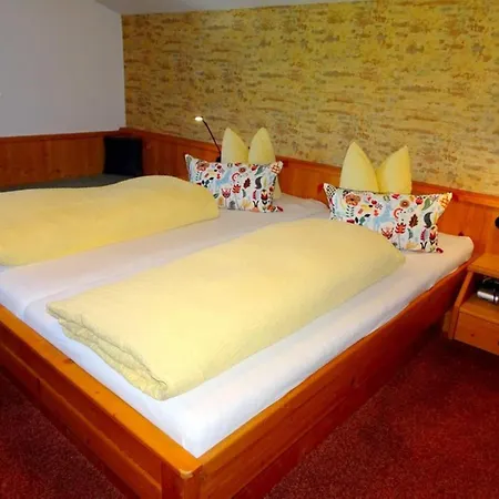 Pensionat Haus Enzian Niederau