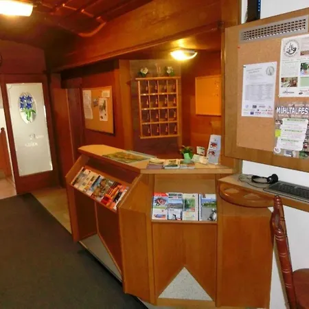 Pensionat Haus Enzian Niederau